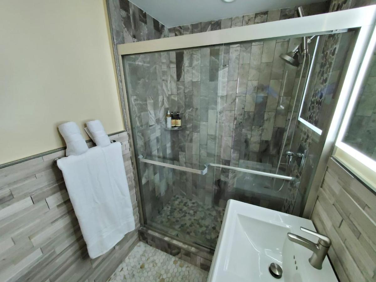 Apartament Just Renovated 3 Br/2Bath/ Parking+ Downtown View Atlanta Zewnętrze zdjęcie