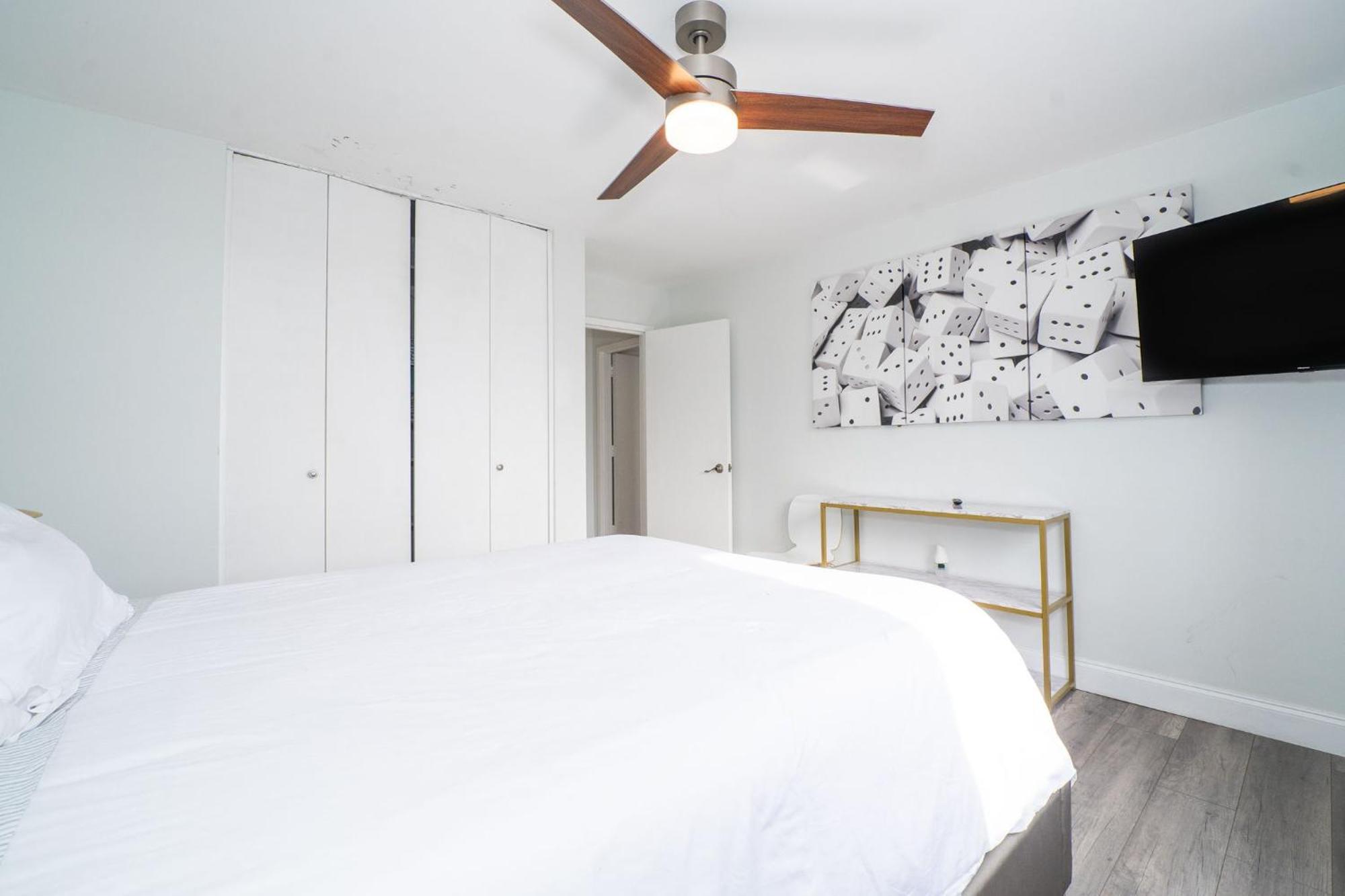 Apartament Just Renovated 3 Br/2Bath/ Parking+ Downtown View Atlanta Zewnętrze zdjęcie